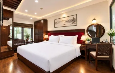 Deluxe Double or Twin Room — Au Coeur d'Hanoi Lakeside Hotel